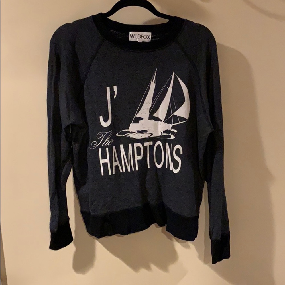 NEVER WORN HAMPTONS WILDFOX LIGHT SWEATER